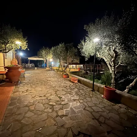 Casale Degli Ulivi *
