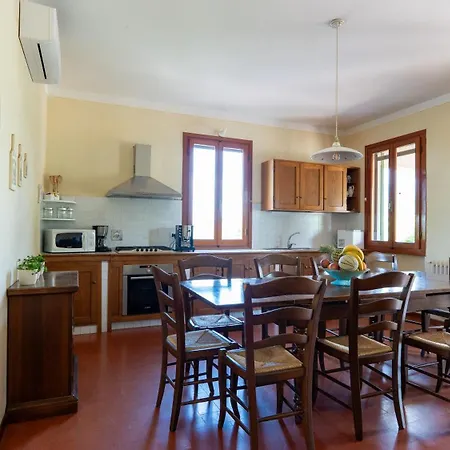 וילה Casale Degli Ulivi *
